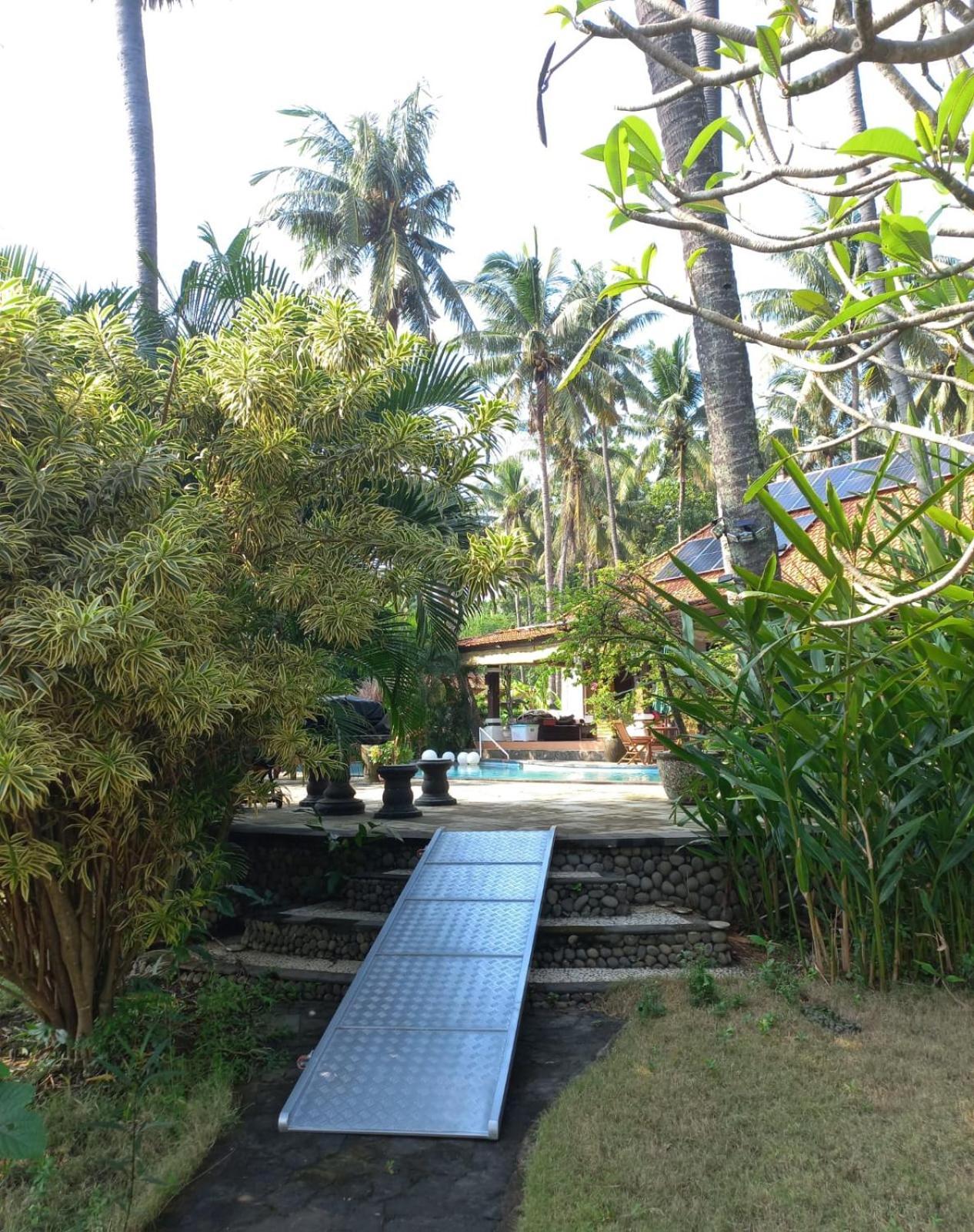 Bali North Beach B&B Tianyar Exterior foto